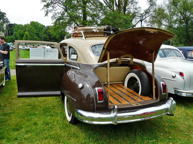 Illustration for article titled 1947 DeSoto Custom Suburban Makes Minivans Seem Really Crappy
